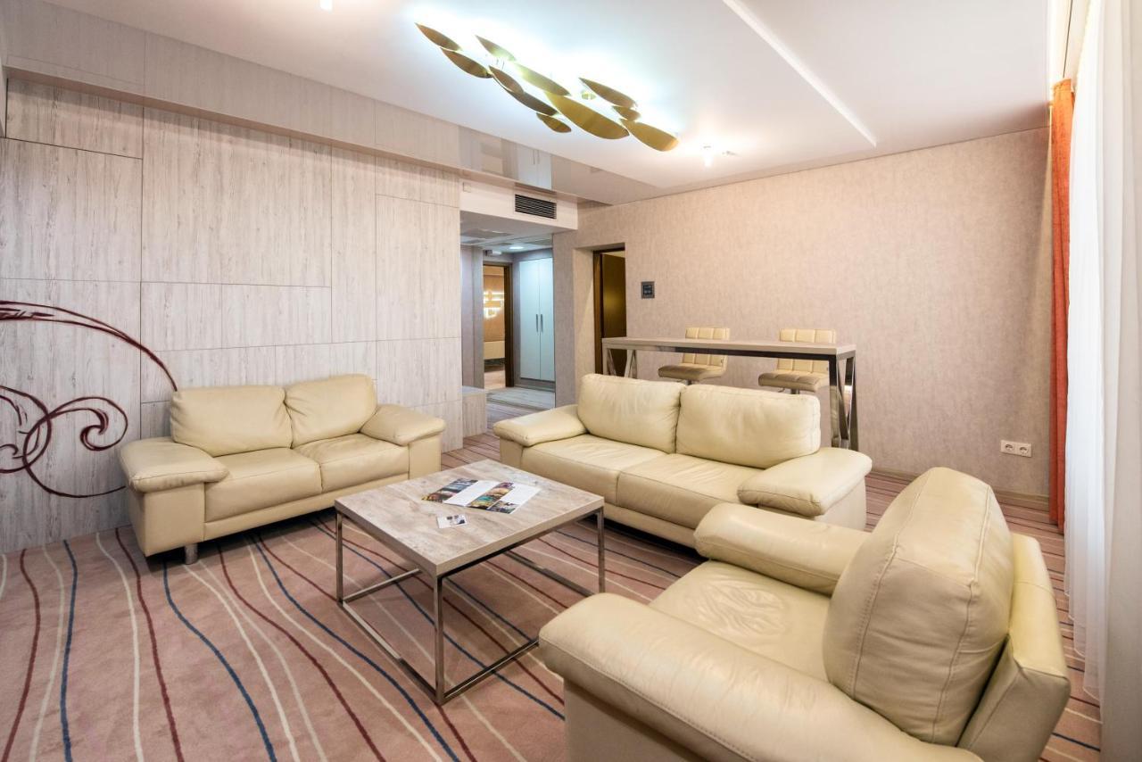 Hotel Palladium Odessa Eksteriør bilde
